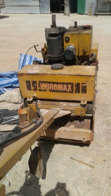 ขายรถบดเดินตาม 1 ตัน VIBROMAX สถาพดี เครื่องแน่น สนใจ ติดต่อ 089-9248548