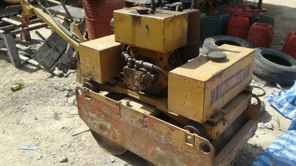 ขายรถบดเดินตาม 1 ตัน VIBROMAX สถาพดี เครื่องแน่น สนใจ ติดต่อ 089-9248548