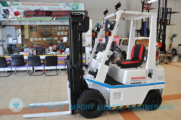 ขายรถโฟล์คลิฟท์มือสอง NISSAN รุ่น H01-001314 ราคา130,000 บาทนำเข้าจากประเทศญี่ปุ่น 100\% ไม่เคยใช้งานในประเทศไทย