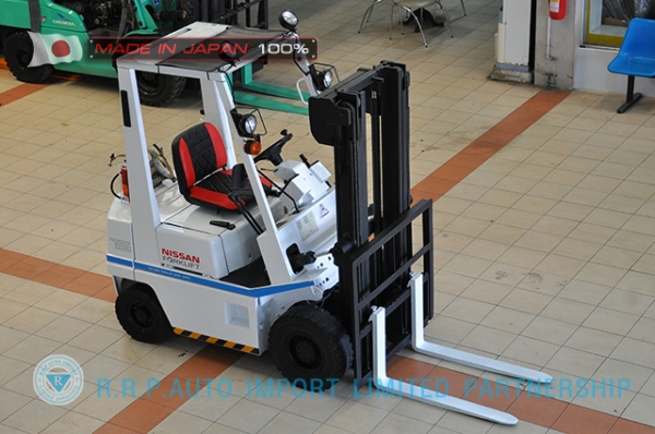 ขายรถโฟล์คลิฟท์มือสอง NISSAN รุ่น H01-001314 ราคา130,000 บาทนำเข้าจากประเทศญี่ปุ่น 100\% ไม่เคยใช้งานในประเทศไทย