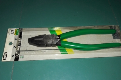 ขายคีมปากจิ้งจกTONE MADE IN JAPAN.ใหม่เก่าเก็บ