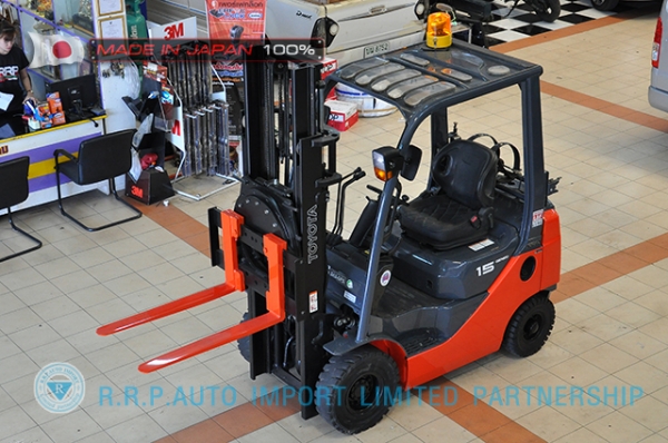 ขายรถโฟล์คลิฟท์มือสอง TOYOTA รุ่น 8FG15-32677 นำเข้าจากประเทศญี่ปุ่น 100\% ไม่เคยใช้งานในไทย
