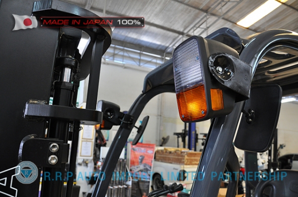 ขายรถโฟล์คลิฟท์มือสอง TOYOTA รุ่น 8FG15-32677 นำเข้าจากประเทศญี่ปุ่น 100\% ไม่เคยใช้งานในไทย