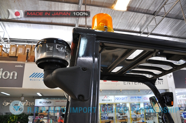 ขายรถโฟล์คลิฟท์มือสอง TOYOTA รุ่น 8FG15-32677 นำเข้าจากประเทศญี่ปุ่น 100\% ไม่เคยใช้งานในไทย