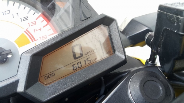 Z300 2015 สวยไร้ที่ติ ท่อแท้เสียงมีเสน่ห์ ไมล์น้อย ต่อรองราคาได้ Z300 2015 สวยไร้ที่ติ ท่อแท้เสียงมีเสน่ห์ ไมล์น้อย ต่อรองราคาได้