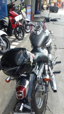 ขาย Honda Phantom TA 200 ปี 45 (4จังหวะ) รุ่นท่อเหลี่ยม เครื่องดีเดิมๆ วิ่งน้อยหมื่นเก้ากว่า ชุดสีดี มีรอยขีดข่วนที่ถังน้ำมันบ้างไม่มาก ภาษีเต็ม เล่มพร้อมชุดโอน ขาย Honda Phantom TA 200 ปี 45 (4จังหวะ) รุ่นท่อเหลี่ยม เครื่องดีเดิมๆ วิ่งน้อยหมื่นเก้ากว่า ชุดสีดี มีรอยขีดข่วนที่ถังน้ำมันบ้างไม่มาก ภาษีเต็ม เล่มพร้อมชุดโอน