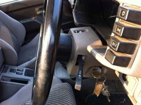 พวงมาลัย momo คอ isuzu japan ใส่ตรงรุ่น tfr cameo dragon   ขาย2500บาท