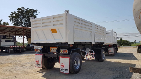 ขายลูกพ่วงดั้มสามมิตรสองเพลา ปี 49 แคชชีสวย สภาพพร้อมใช้งาน  เอกสารพร้อมโอน สนใจติดต่อเรา ดำสุโขทัย โทร 089-7087998,081-7855503 หรือเยี่ยมชมเว็ปไซได้ที่ www.dum-sukhothai.com เรายินดีให้บริการค่ะ