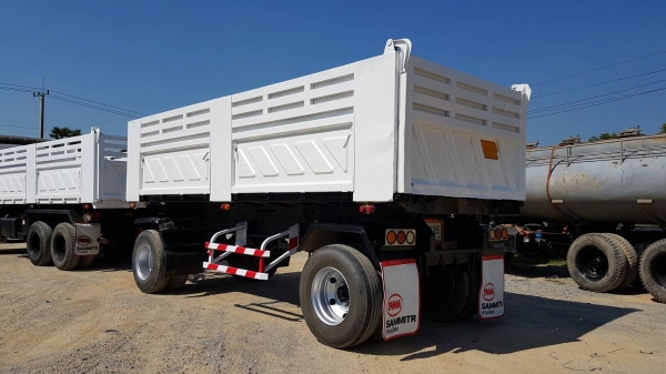 ขายลูกพ่วงดั้มสามมิตรสองเพลา ปี 49 แคชชีสวย สภาพพร้อมใช้งาน  เอกสารพร้อมโอน สนใจติดต่อเรา ดำสุโขทัย โทร 089-7087998,081-7855503 หรือเยี่ยมชมเว็ปไซได้ที่ www.dum-sukhothai.com เรายินดีให้บริการค่ะ