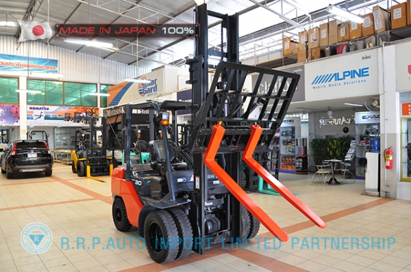 ขายรถโฟล์คลิฟท์มือสอง TOYOTA รุ่น 8FDJ30-14229 นำเข้าจากประเทศญี่ปุ่น 100\% ไม่เคยใช้งานในไทย