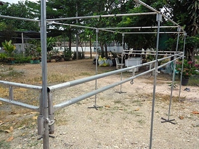 โครงเหล็กตลาดนัด