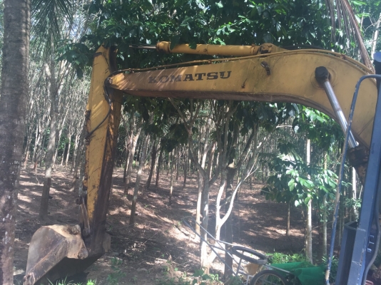 ขายแบคโฮ KOMATSU PC120-3 มีแอร์ พร้อมใช้งาน สนใจโทร 081-970-1072