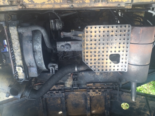 ขายแบคโฮ KOMATSU PC120-3 มีแอร์ พร้อมใช้งาน สนใจโทร 081-970-1072