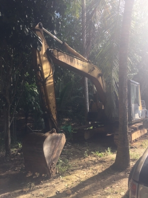 ขายแบคโฮ KOMATSU PC120-3 มีแอร์ พร้อมใช้งาน สนใจโทร 081-970-1072
