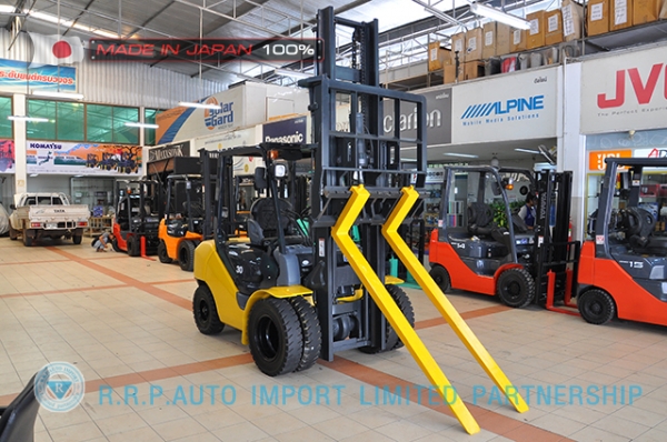 ขายรถโฟล์คลิฟท์มือสอง KOMATSU รุ่น FD30HT-16-709232 นำเข้าจากประเทศญี่ปุ่น 100\% ไม่เคยใช้งานในไทย