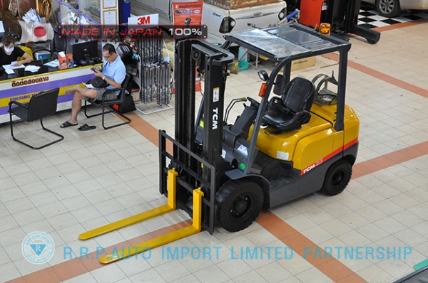 ขายรถโฟล์คลิฟท์มือสอง TCM รุ่น FHG25T3-2E500188 นำเข้าจากประเทศญี่ปุ่น 100\% ไม่เคยใช้งานในประเทศไทย
