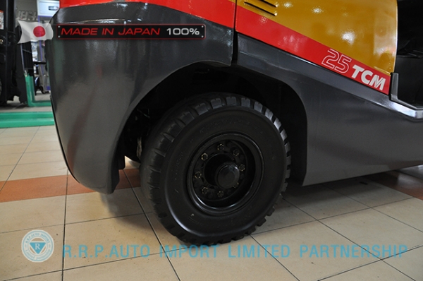 ขายรถโฟล์คลิฟท์มือสอง TCM รุ่น FHG25T3-2E500188 นำเข้าจากประเทศญี่ปุ่น 100\% ไม่เคยใช้งานในประเทศไทย