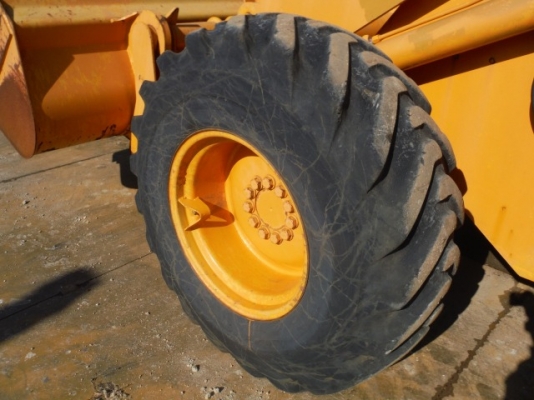 รถตัก Komatsu 510 *กรองคู่ นำเข้าจากญี่ปุ่น โทร. 080-6565422 (หนิง)