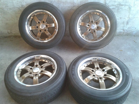 ขอบ17นิ้ว6รู พร้อมยาง ชุดนี้ ราคา 7700 บาท