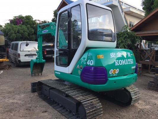ขายรถขุดยอดนิยม KOMATSU PC40-7 สภาพพร้อมใช้งานรถญี่ปุ่นแท้ๆเอกสารอินวอย ขายรถขุดยอดนิยม KOMATSU PC40-7 สภาพพร้อมใช้งานรถญี่ปุ่นแท้ๆเอกสารอินวอย