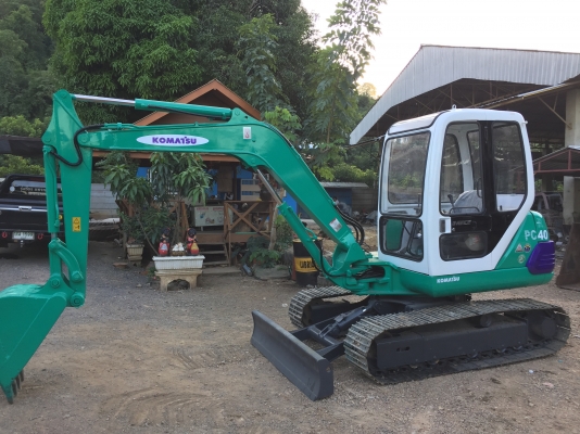ขายรถขุดยอดนิยม KOMATSU PC40-7 สภาพพร้อมใช้งานรถญี่ปุ่นแท้ๆเอกสารอินวอย ขายรถขุดยอดนิยม KOMATSU PC40-7 สภาพพร้อมใช้งานรถญี่ปุ่นแท้ๆเอกสารอินวอย