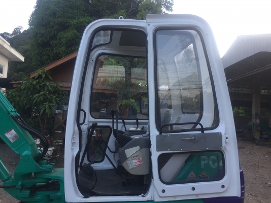 ขายรถขุดยอดนิยม KOMATSU PC40-7 สภาพพร้อมใช้งานรถญี่ปุ่นแท้ๆเอกสารอินวอย ขายรถขุดยอดนิยม KOMATSU PC40-7 สภาพพร้อมใช้งานรถญี่ปุ่นแท้ๆเอกสารอินวอย