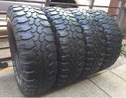 ยาง Mud Maxxis 265 75 16 กลางปี11 พร้อมใช้งาน ราคาไม่แพง