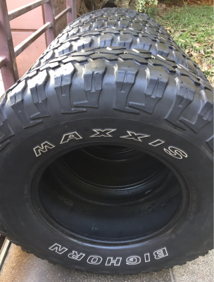 ยาง Mud Maxxis 265 75 16 กลางปี11 พร้อมใช้งาน ราคาไม่แพง