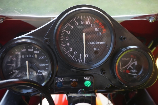 ขาย HONDA NSR โปร อาร์ม ปี 40 เอกสารทะเบียนชุดโอนครบ ขาย HONDA NSR โปร อาร์ม ปี 40 เอกสารทะเบียนชุดโอนครบ