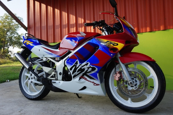 ขาย HONDA NSR โปร อาร์ม ปี 40 เอกสารทะเบียนชุดโอนครบ ขาย HONDA NSR โปร อาร์ม ปี 40 เอกสารทะเบียนชุดโอนครบ