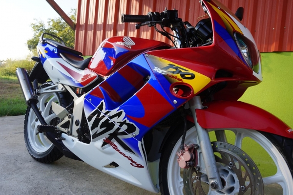 ขาย HONDA NSR โปร อาร์ม ปี 40 เอกสารทะเบียนชุดโอนครบ ขาย HONDA NSR โปร อาร์ม ปี 40 เอกสารทะเบียนชุดโอนครบ