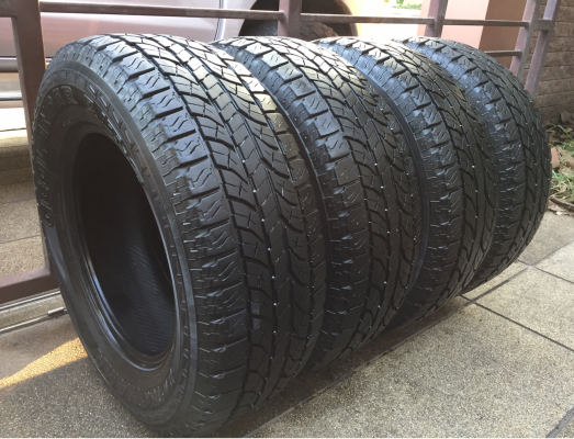 ยาง All Yokohama 265 65 17 ปลายปี13 ดอกเยอะ ใช้ยาว ราคาไม่แพง