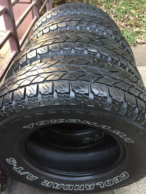 ยาง All Yokohama 265 70 16 กลางปี14 พร้อมใช้งาน ราคาไม่แพง ยาง All Yokohama 265 70 16 กลางปี14 พร้อมใช้งาน ราคาไม่แพง