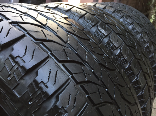 ยาง All Yokohama 265 70 16 กลางปี14 พร้อมใช้งาน ราคาไม่แพง ยาง All Yokohama 265 70 16 กลางปี14 พร้อมใช้งาน ราคาไม่แพง