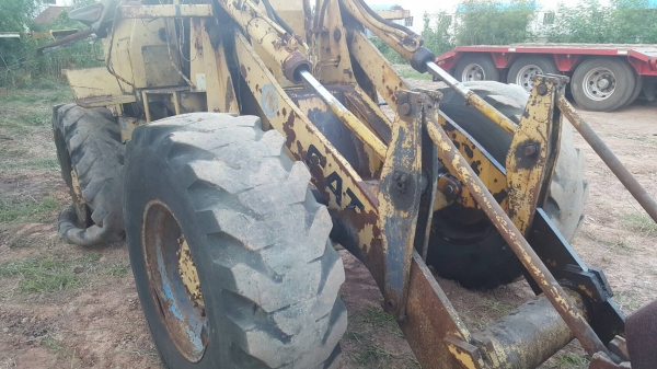 ขายตามสภาพ รถตัก CAT 910