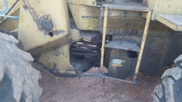 ขายตามสภาพ รถตัก CAT 910