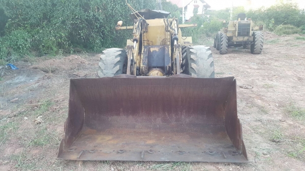 ขายตามสภาพ รถตัก CAT 910