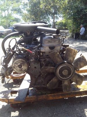 เครื่องพร้อมเกียร์ มาสด้าแฟมิลี้ พร้อมใช้งาย