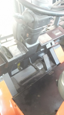 ขายรถ toyota ไฟฟ้านั่งขับ รุ่น 7 ขนาด 2.5 ตัน พร้อมตู้ชาร์จ