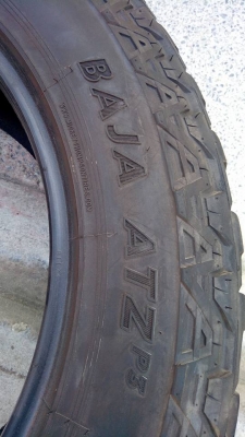 ยาง MICKEY THOMSON 285-55-20 ปี14 สภาพ ป้ายแดง