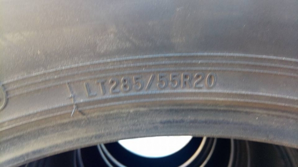 ยาง MICKEY THOMSON 285-55-20 ปี14 สภาพ ป้ายแดง