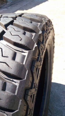 ยาง MICKEY THOMSON 285-55-20 ปี14 สภาพ ป้ายแดง