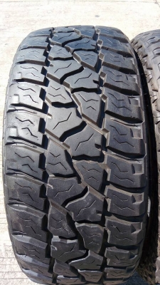 ยาง MICKEY THOMSON 285-55-20 ปี14 สภาพ ป้ายแดง