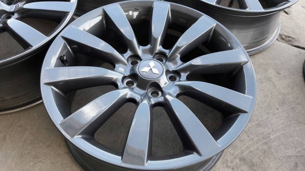ขายล้อแม็ก mitsu lancer ex 18"ทำสีเทามาใหม่ สนใจติดต่อ ตาเล็ก ล้อและยางครับ 081-3747940 ขายล้อแม็ก mitsu lancer ex 18"ทำสีเทามาใหม่ สนใจติดต่อ ตาเล็ก ล้อและยางครับ 081-3747940
