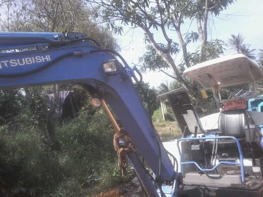 รถแบ็คโฮ MM35 B รถเจ้าของขายเอง พร้อมใช้จริงๆๆรับประกันไม่เสียค่าน้ำมันฟรีๆๆ รถแบ็คโฮ MM35 B รถเจ้าของขายเอง พร้อมใช้จริงๆๆรับประกันไม่เสียค่าน้ำมันฟรีๆๆ