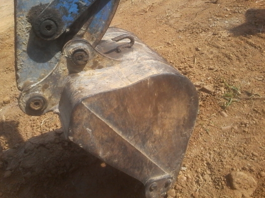 รถแบ็คโฮ MM35 B รถเจ้าของขายเอง พร้อมใช้จริงๆๆรับประกันไม่เสียค่าน้ำมันฟรีๆๆ รถแบ็คโฮ MM35 B รถเจ้าของขายเอง พร้อมใช้จริงๆๆรับประกันไม่เสียค่าน้ำมันฟรีๆๆ