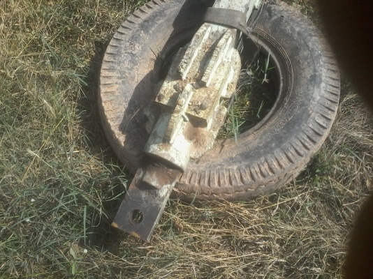 สาลี่ลากรถหกล้อ สาลี่ลากรถหกล้อ