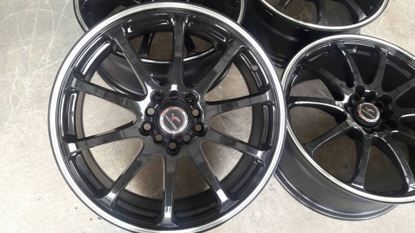 ขายล้อแม็กมือ2 yachiyoda 17" ติดต่อ  ร้าน ก.เจริญการยาง ครับ 081-3747940