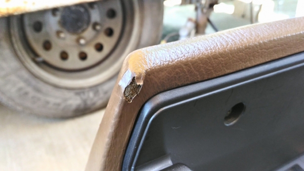 คอนโซล DATSUN 2WD JAPAN จอเหลี่ยม สีน้ำตาล