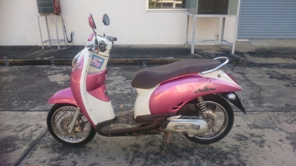 scoopy i เครื่องดีเยี่ยม พร้อมใช้งาน